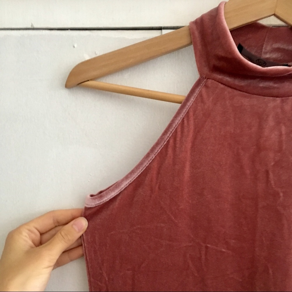 Missguided pink velvet dress - Picture 2 of 5